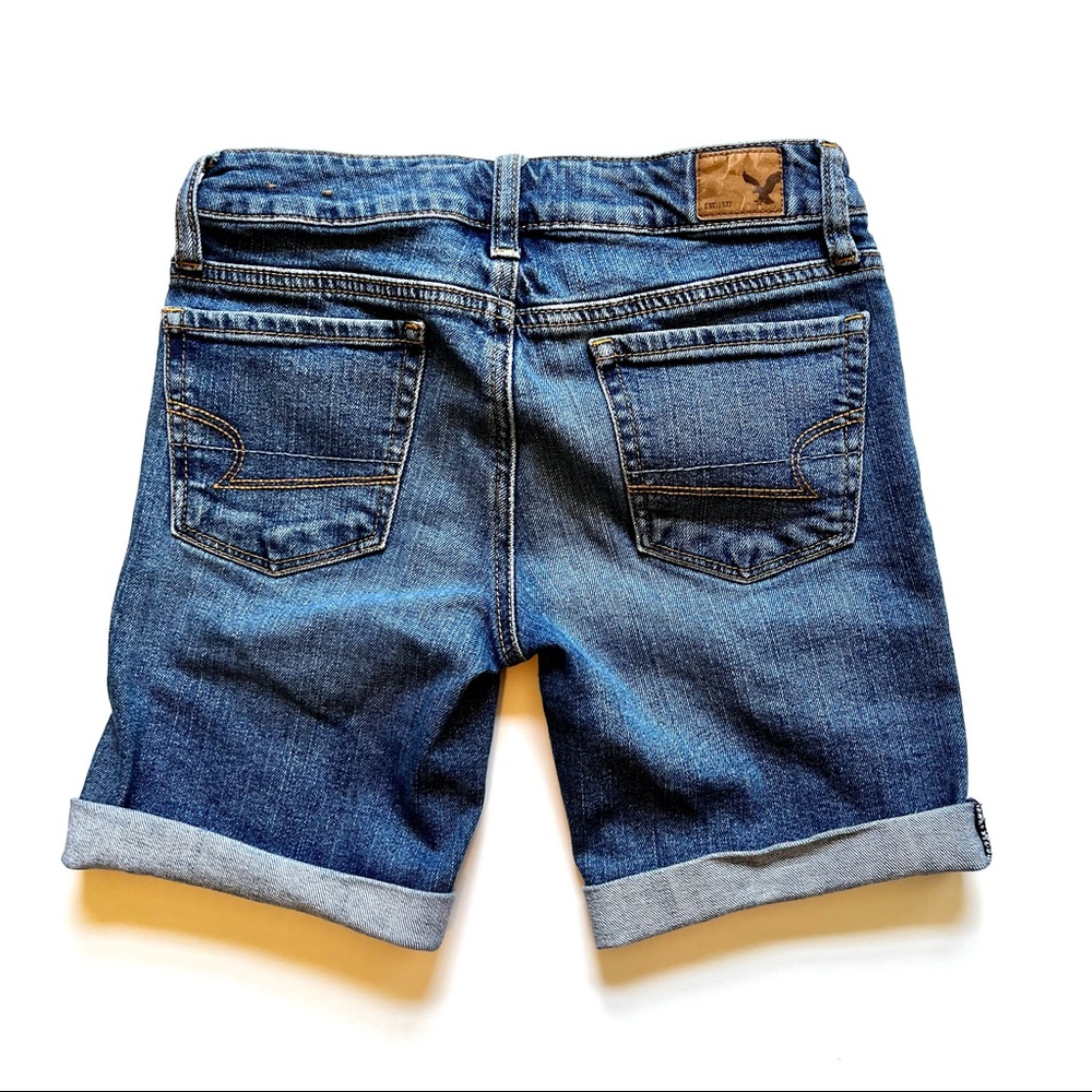 Shorts - Picture 2 of 4